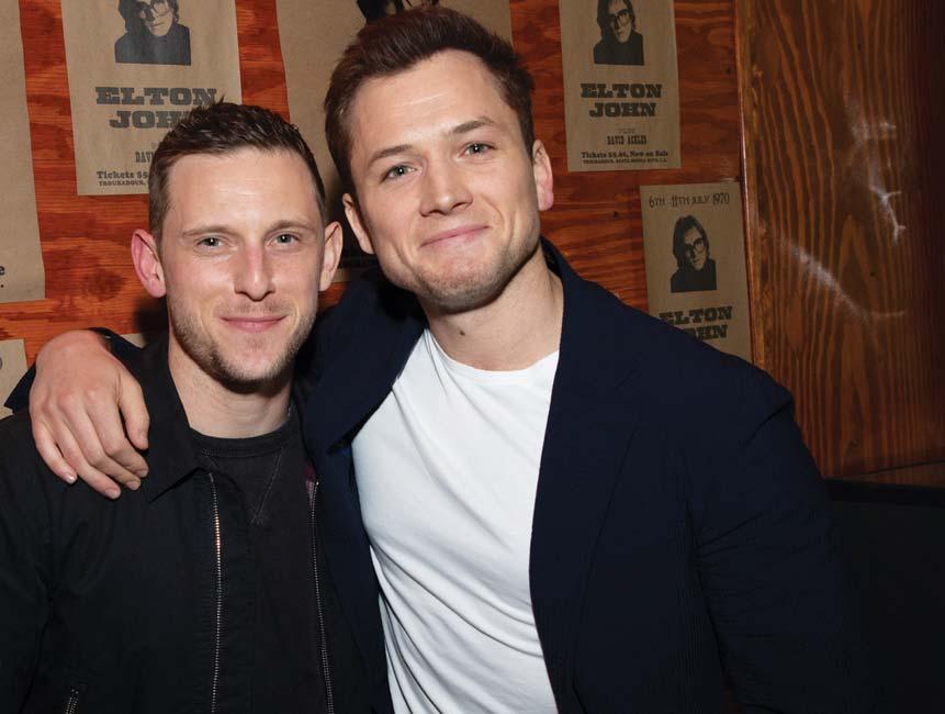 INTERJÚ Taron Egerton Elton John és Bernie Taupin a popzenetörté- net egyik legkreatívabb és legtermékenyebb dalszövegíró/zeneszer- ző párosa.