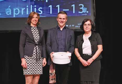 19 TH DENTAL DAYS IN DEBRECEN Prof. Dr. Stephane Simon The Debrecen Dental Days have earned the title of one of the country s best professional meetings.