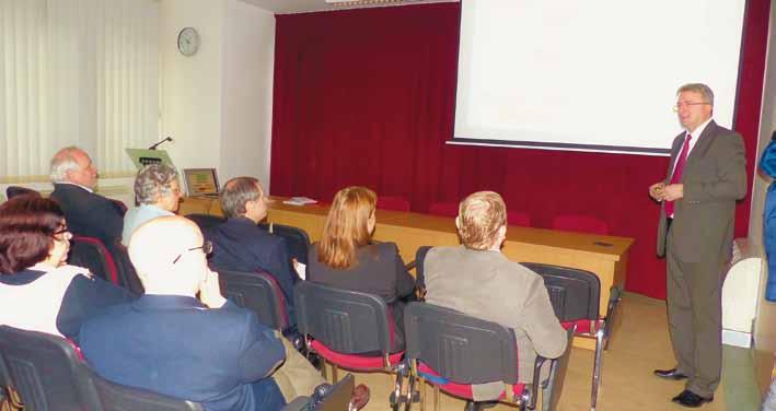 SIKERES HABILITÁCIÓS ELÔADÁS Dr. Varga István egyetemi docens, általános dékánhelyettes 2018. február 23-án A Debreceni Egyetem Fogorvostudományi Karán sikeresen megvédte habilitációs dolgozatát a Dr.