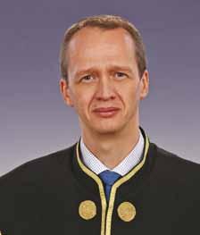 FACULTY S LEADERSHIP HAS BEEN RENEWED From 1 July 2017, Dr. István Varga Associate Professor, took over the post of Vice-Dean for General Matters from Dr. Pál Redl.