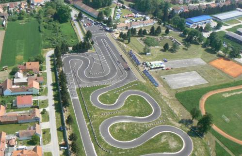 / Verőcétől 7 kilométerre délre található 9 halastóból áll, ami a környék legnagyobb és leggazdagabb horgászvíznek számít.