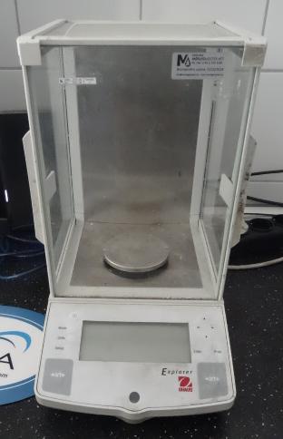 3.3.3. Tömegmérés A feladat megkezdésekor, lemértem 5 méter referencia fonalat a laboratóriumban lévő mérleggel.
