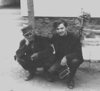 2007. Csapod 13 Rendhagyó melléknevek Csapodon Apám, a Szöcsi (balra) és egyik legjobb barátom, Horváth István (Gyurián) kb.
