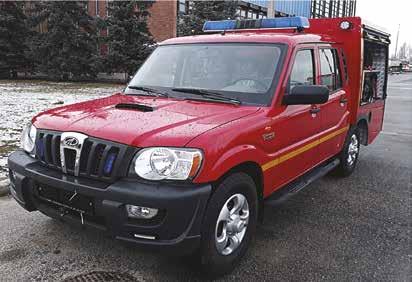 HEROS MAHINDRA GOA Lenght: Width: Height: Total weight: Power: Engine: Transmission: Pump: Water tank: Mahindra GOA DC 4 5 360 mm 1 80 mm 00 mm 3 450 kg 88 kw (10 LE) Euro V.