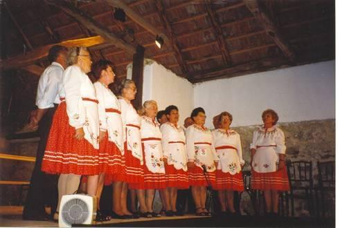 Berecz Jánosné, Bak Józsefné, Básti Andorné (Bözsi Néni), Dely Gyuláné, Tarjányi Lajosné, Gereguly Ferencné, Bokros Árpádné, Kontra Mihályné, Szántó Mihályné, Dovola Béláné, Leskó Istvánné, Bak