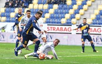 MAGYAR KUPA VISSZATÉRÉS EGY ITT, EGY OTT Csak döntetlenre futotta a Soroksárral szemben a Magyar Kupa 10. fordulójának első mérkőzésén.
