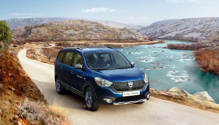 Dacia Lodgy vagy 100 000 km GARANCIA Motor Access+++ Ambiance Arctic Stepway Techroad SCe 100++ 3 049 000 3 329 000 3 649 000 5 személyes TCe 100 AP 3 649 000 3 849 000 SCe 100++ 3 529 000 3 849 000