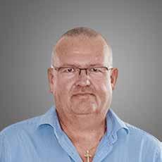 A modern ablakok és ajtók gazdaságos gyártása is szóba került. Az új Roto NX vasalatrendszer lépésről lépésre forrta ki magát a kezdeti ötletből a konkrét megvalósulásig.