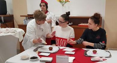 NAGYFÖDÉMESI LÁTHATÁR Deň remesiel Na svätého Valentína 14. februára 2019 sa žiaci ôsmeho ročníka zo slovenskej školy zúčastnili exkurzie v SOŠ obchodu a služieb v Trnave.