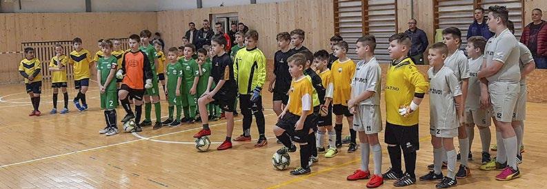 24 ǀ 1/2019 VEĽKOÚĽANSKÝ OBZOR Športové okienko Sportablak Futbalový turnaj začiatočníkov V sobotu, 16.