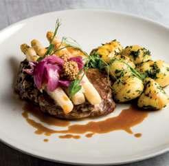 parázsburgonyával Bélszínsteak