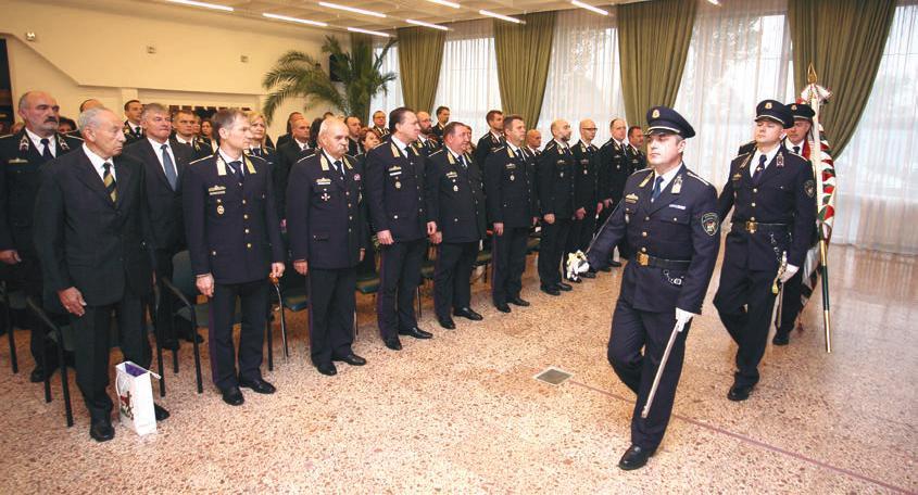 ezredest, a Balassagyarmati Fegyház és Börtön parancsnokát. A kinevezést a Sándor-palotában rendezett ünnepélyen adták át. Nemzeti ünnepünk, október 23-a, az 1956.