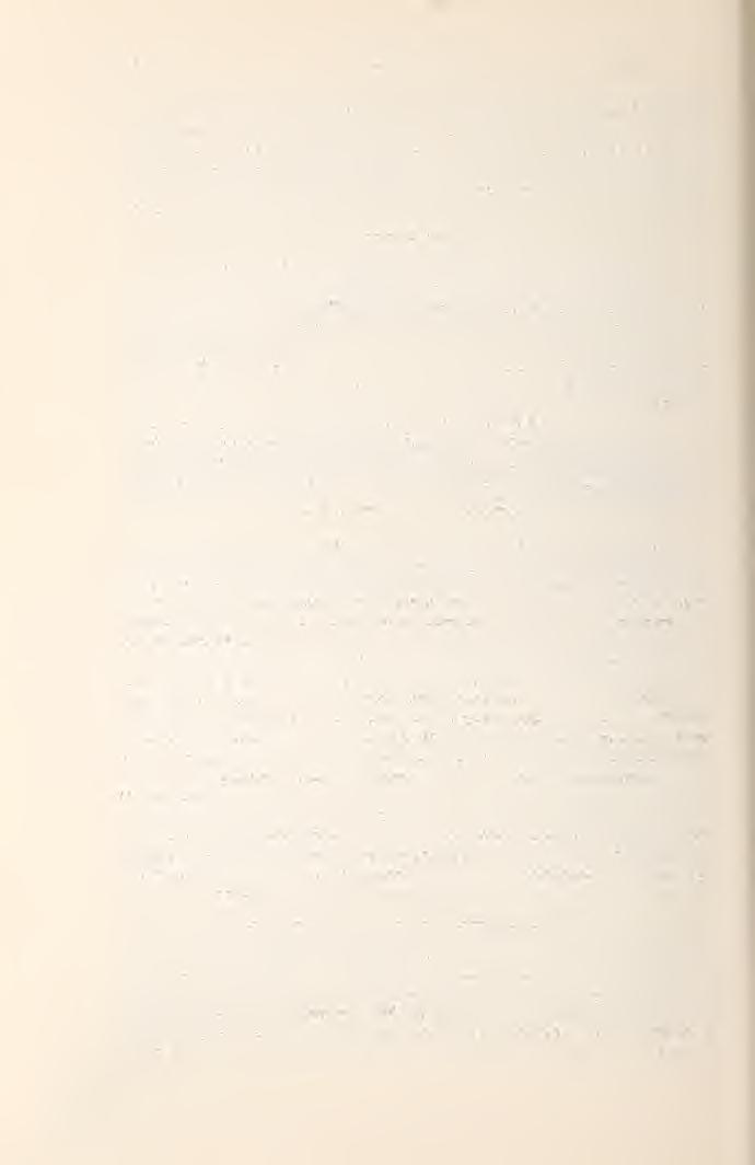 114 Jaskó Sándor A fajok számához képest az egyedszám igen kicsiny. Általában kistermet alakok uralkodnak, még a különben nagyol)!) fajok is csak törpe növések. (Törpefauna).