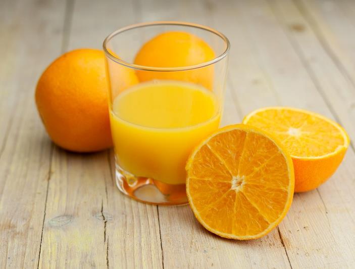 0,5 mokkáskanál) 0,5 mokkáskanál mézeskalács fűszerkeverék 1/3 narancs leve ¼ narancs héja A