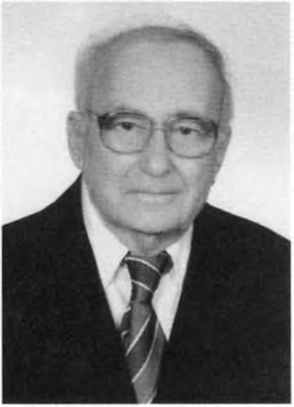 Barlangkutatással 1983-ban kezdett foglalkozni, amikor belépett a Papp Ferenc-csoportba, melynek munkájában tevékenyen részt vett, majd egy év múlva a Társulatba is.