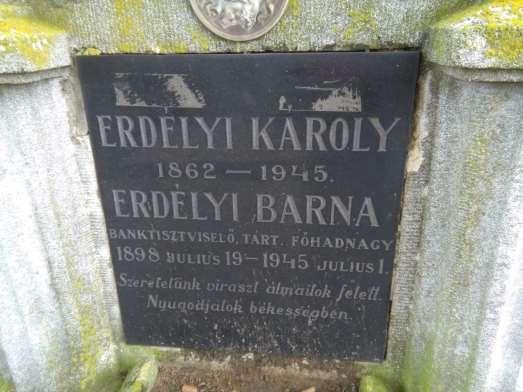 13. Erdélyi Barna sírja A következő sír, amelyre felfigyeltem, az Erdélyi Barna tartalékos főhadnagy sírja, aki 1898-ban született, banktisztviselőként dolgozott, és 1945-ben hunyt el.