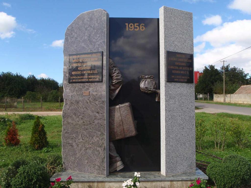 " "Emlékezzünk a hazájukat elhagyni kényszerülő honfitársainkra, és mindazokra, akik segítették őket határainkon innen és túl.