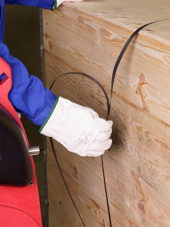6.8 Feszítés és pántzárás 70 cm feletti raklapmagasság 1.