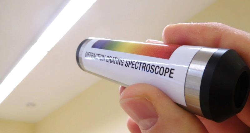 16. Színképek és atomszerkezet Kézi spektroszkópos megfigyelés