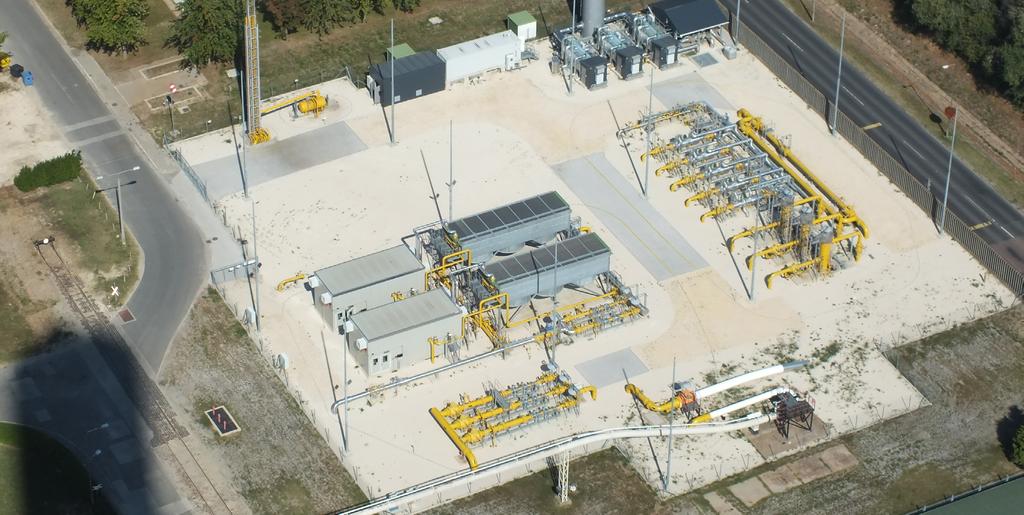 Jellemző adatok A gázfogadó állomás két üzemegységnek szolgáltatja a tüzelőanyagot: Egy újonnan létesített 400MW-os kombinált ciklusú gázturbina Maximális gázfogyasztás: 80.