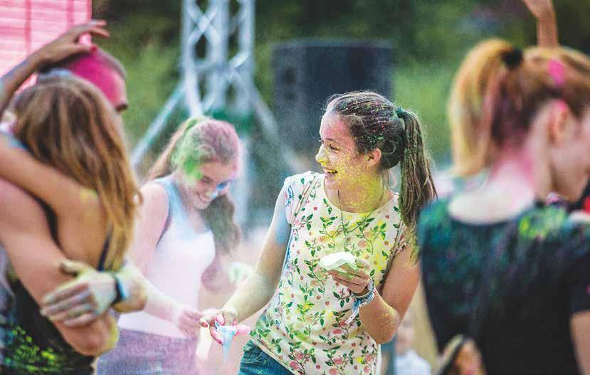 A Kerület napja és a borfesztivál idején Szieszta Pontként ad helyet a szórakozásnak, télen pedig a korcsolyázást kedvelők vehetik birtokba az itt épülő ideiglenes jégpályát.