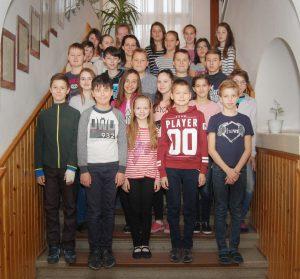 Osztályfőnök: Paczáné Horváth Erika Védőszent: Szent Imre Osztálynévsor: Aranyosi Vivien, Árvai Lili, Balázs Enikő, Brunczel Borbála, Császár Tamás, Csikó Valentina Evelin, Dudás Anna, Dusza Dávid,
