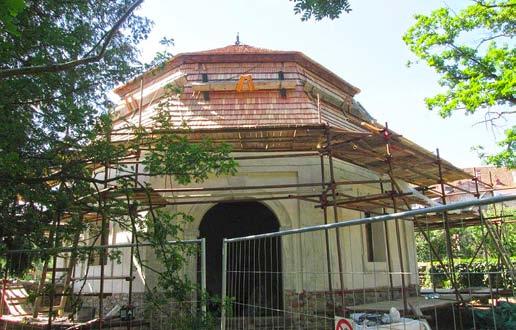 koberec. Na snímku je zachycen sjezd k opočenskému hřbitovu. foto: red Práce na obchvatu města probíhají dle stanoveného plánu. Od 1.
