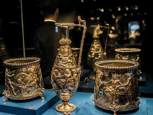 summer. The Kállay Collection whose founder is Dr. Kristóf Kállay from Nagykálló, former Vatican Ambassador of the Sovereign Military Order of Malta, can be visited in Nyíregyháza.