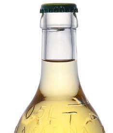 GÖRÖG BOR GREEK WINE GRIECHISCHER WEIN RETSINA MALAMATINA 1 490 Ft / 2,5 dl A Malamatina Retsina bor az igazi görög bor, és kizárólag a "Savatiano" és a "Roditis" görög szőlőfajták felhasználásával