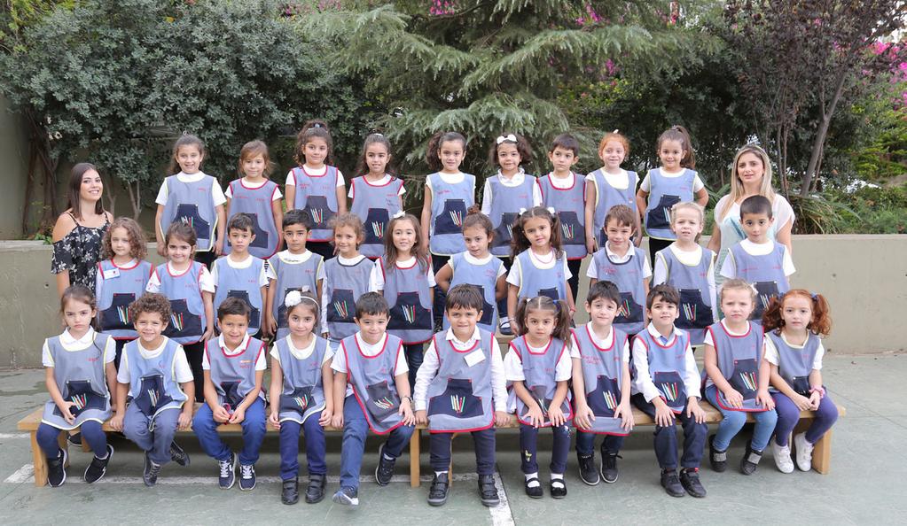 2 S G Avec Mme Celina Fenckovi et Mme Maguy Azzi Kim Saab, James Hajarian, Lucas Assy, Angelina Boulos, Christopher El Zaylah, Christopher El khoury, Reyna El prince, Ray El Cham, Elio El Azzi,