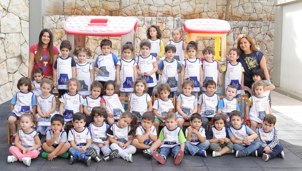 3ème rangée: Oshana Habchi, Peter Dargham, Aldo Chbat, Ralph Mitri, Andy El Cham, Morris Abdo, Celine Yacoub, Andrea Imad, Jason El Kik. 4ème rangée: Georges El Daher, Andrea Mrad, William Miskaoui.