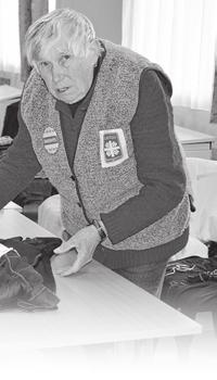 A Jóisten egyengette az utamat fogalmazott. Így végül a Károli Gáspár Református Egyetemen végezte el a teológiát, később a vallástanár szakot. Kirendelését 1994.