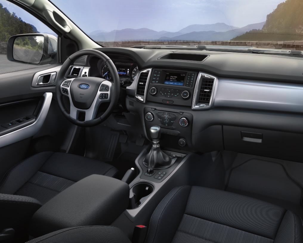 2 literes EcoBlue TDCi 125 kw (170 LE) Sebességváltók 6 sebességes, manuális 10 fokozatú, automata Zárható platóroló XLT felszereltségi szinten Magyarországon jelenleg nem elérhető.