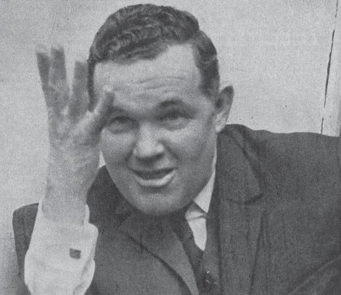 A Magyar Edzők Társaságának folyóirata 2019/01 Edzőlegendák Lakat Károly (1920 1988 ) Labdarúgóként és edzőként is egyike volt a legszínesebb egyéniségeknek.