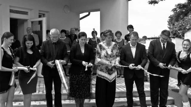 2. oldal Egyszerűen a jógáról A jóga nagyon egyszerűen, ám nagyon hatékonyan működik.