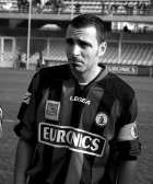 N. 13 del 5 aprile 2007 S p o r t & R u b r i c h e [ Francesco Sansone ] Il convincente 3-0 alla Salernitana riporta i rossoneri al quarto posto Il Foggia torna tra le grandi 15 ADESSO GLI UOMINI DI