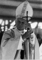 N. 13 del 5 aprile 2007 Chiesa Universale Il Papa beato subito Il processo di beatificazione di Giovanni Paolo II ha superato lunedì 2 aprile una meta decisiva, concludendo la fase diocesana prima di