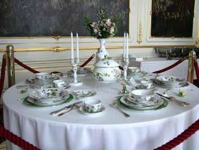 Hazatérés 6 A Herendi Porcelánmanufaktúra Zrt. önként vállalt kulturális missziójának keretében ezúttal az egykori császárvárosban, Bécsben mutatta be királyi eleganciájú tárgyait.