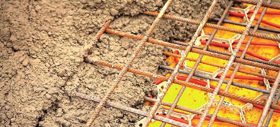 Fontos, hogy a csővezeték minden esetben a betonkikönnyítő végéig elérjen (a ki nem fúrt oldalig), valamint a cső végén a zárókupak maradjon felhelyezve!