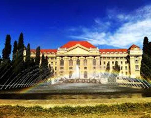 AZ ELLENŐRZÉS TERÜLETE Debreceni Egyetem Az Egyetem 2 múltja a XVI.