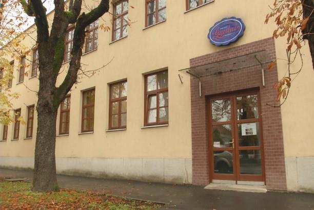 AZ ELLENŐRZÉS TERÜLETE Gyula Város Önkormányzata és a kizárólagos tulajdonában lévő GYULAHÚS Korlátolt Felelősségű Társaság A TÁRSASÁGOT 1 az Önkormányzat 2 alapította egyedüli tagként a 2013. évben.