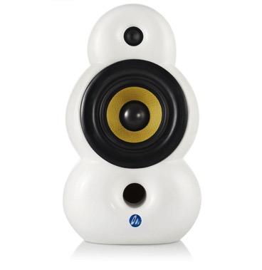 is. Bár a BigPod egy sokkal nagyobb hangsugárzó, megtartja a kisebb testvér figyelemreméltó minőségét.