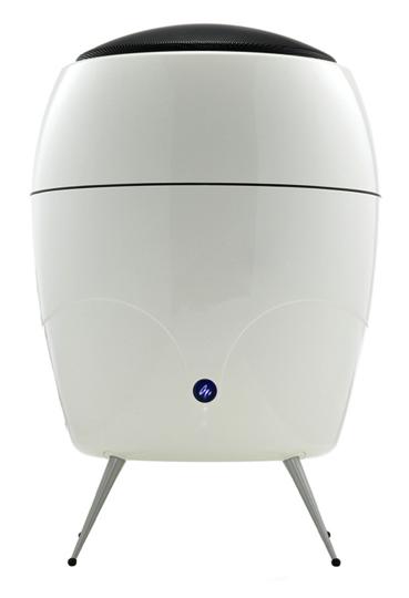 BASSSTATION MK2 Subwoofer - Aktív mélysugárzó Stílusos subwoofer sztereó és surround alkalmazásokhoz A basszus érzelmeket továbbít és mindig alátámasztja bármely rendszer hangzását.
