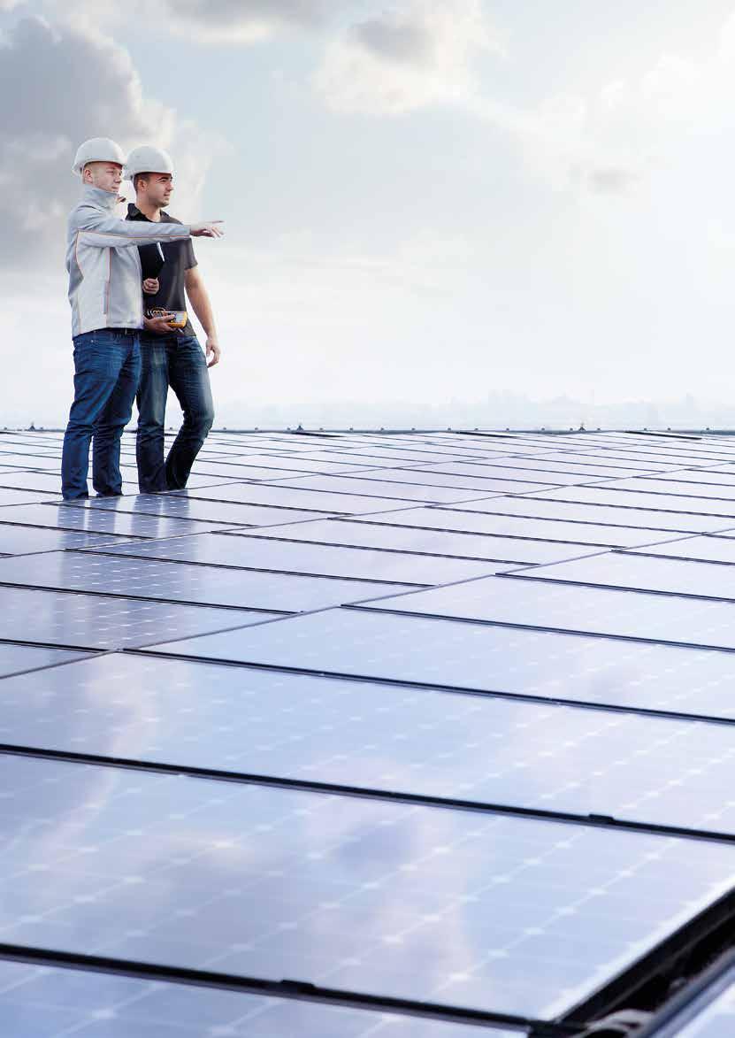 Hosszú távon hatékonyan működő rendszerek A megbízható megoldásoknak köszönhetően Építsen fotovoltaikus rendszereket hatékonyan és működtesse őket hosszú távon gazdaságosan, leállás nélkül.