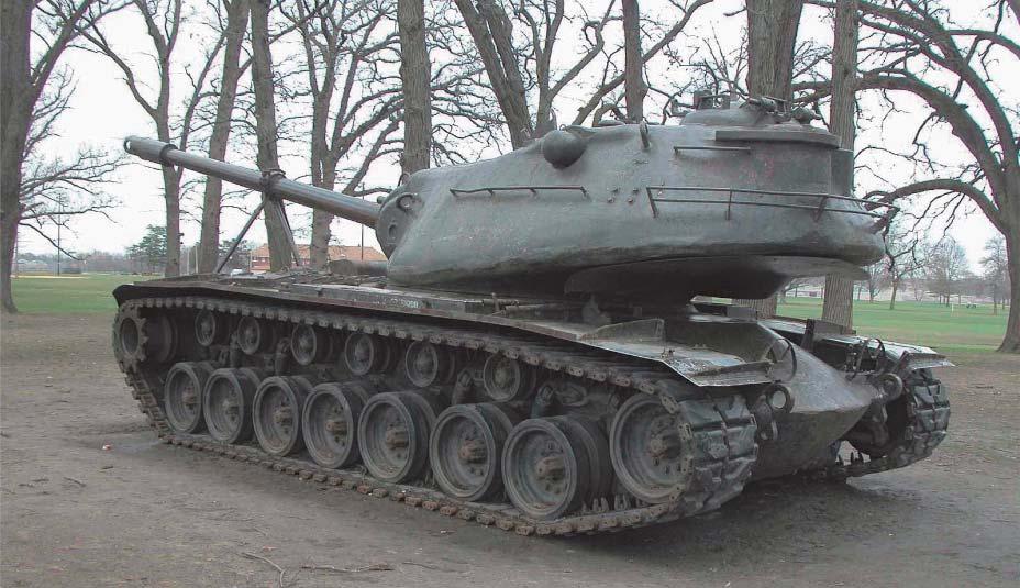 1. ábra. Az M103-as nehézharckocsi hátulnézete.