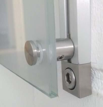 The basic model of the MyTrack wall system consists of 2 Aluminium Pro iles, 4 stainless steel end ixings and 4 brass dowels with allen key M8. Sín hossza, mm Rail Length mm 190.0500 500 190.