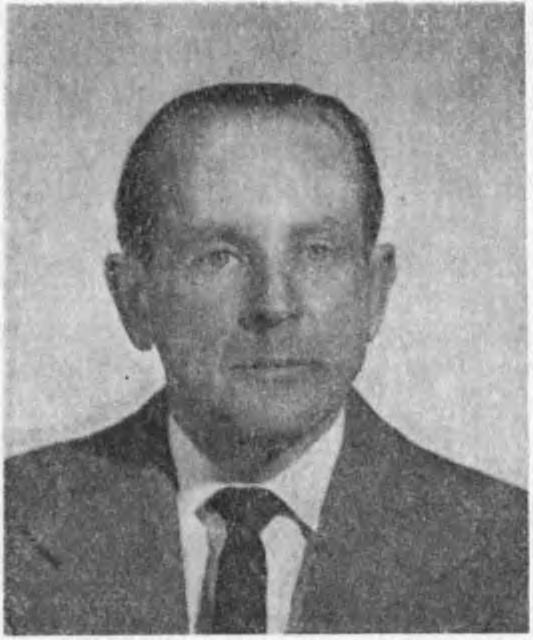 1951-ben néhány hasonló érdeklődésű fiatallal megalakította a SAO (Societas Artrorum Oscurorum) nevű, nem hivatalos barlangkutató csoportot.