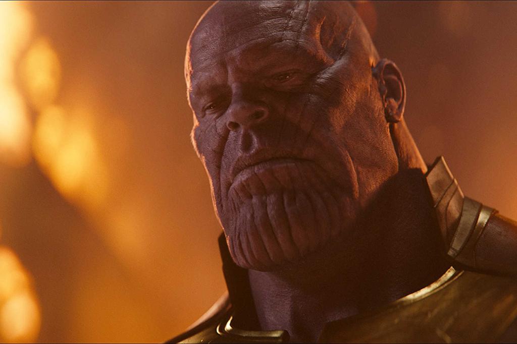 Josh Brolin Thanosként a Bosszúállók: Végjátékban imdb.
