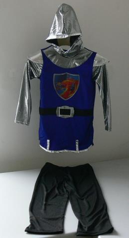 15 F&F 1003326 lovagjelmez színe TESCO Szolnok, Téglagyári út 30. A nadrág anyaga meggyulladt, a láng terjedési sebessége 6,94 mm/s.