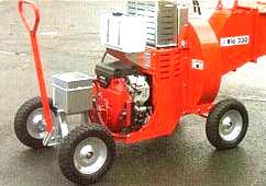 585.000 Ft. + ÁFA Diesel üzemű motorral 19 LE Lombardini 25 LD 425 3.155.000 Ft. + ÁFA Traktorról (kardántengellyel) 25-40 LE - 1.735.000 Ft. + ÁFA Traktorról (nyomatékhatárolós 25-40 LE - 1.